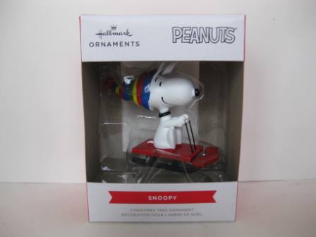 Peanuts Snoopy on the Sled Christmas Ornament (2021) (NEW)
